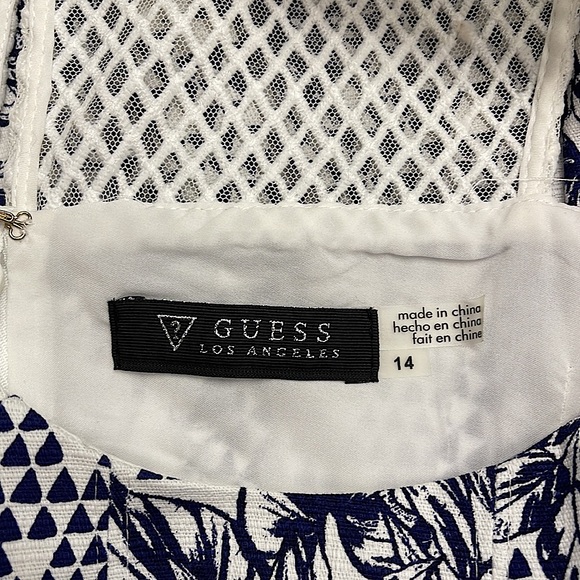 Guess Los Angles Dress - 14 - Picture 7 of 9